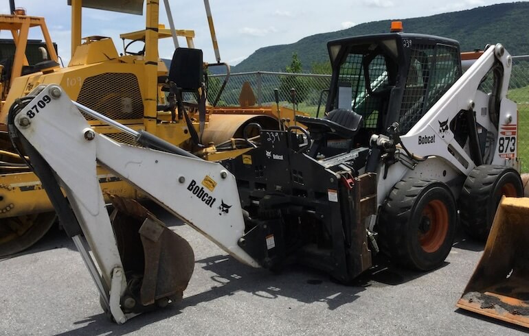 Bobcat 8709 Backhoe Attachment