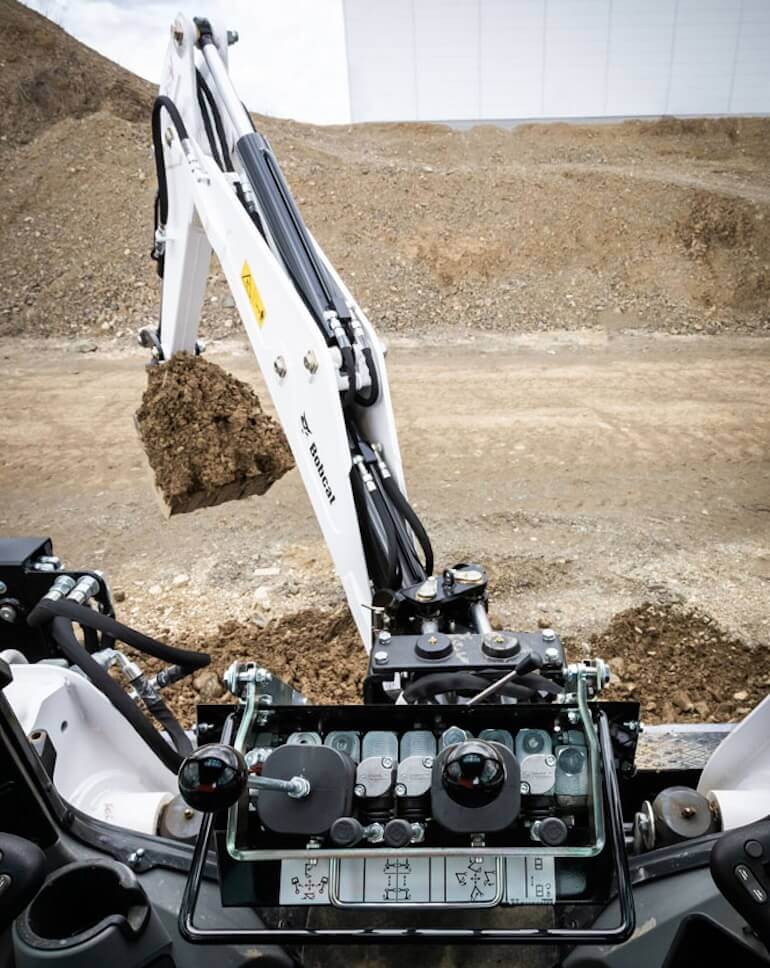 Bobcat B32S CTL Backhoe Attachment Specs