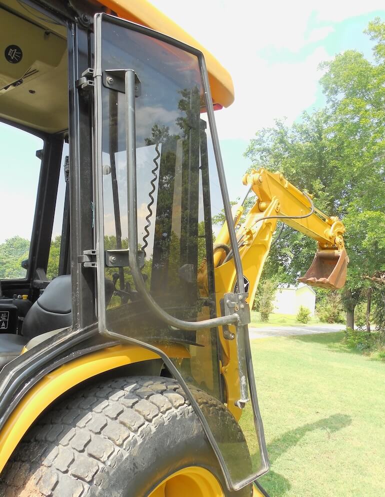 John Deere 110 TLB Backhoe Specs