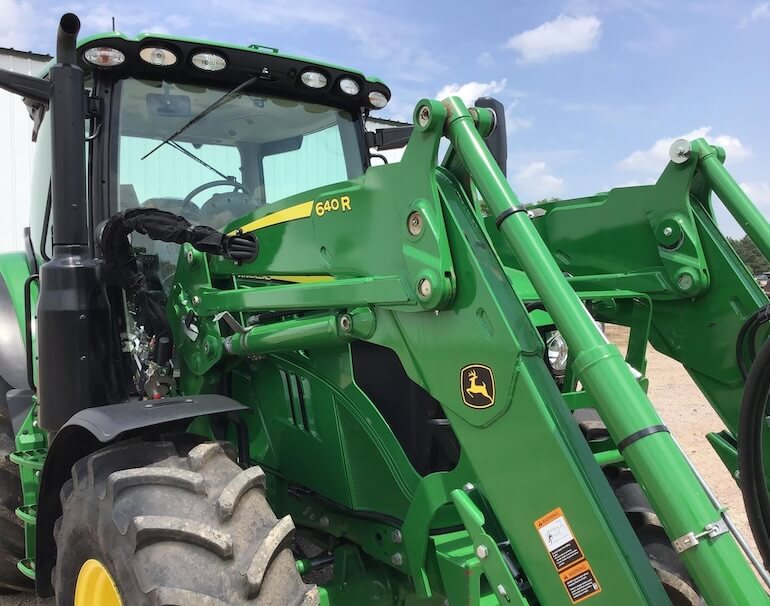 John Deere 640R Front Loader