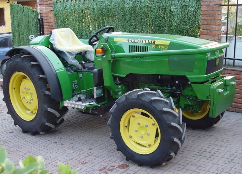 John Deere Milenio 70C Tractor Specifications