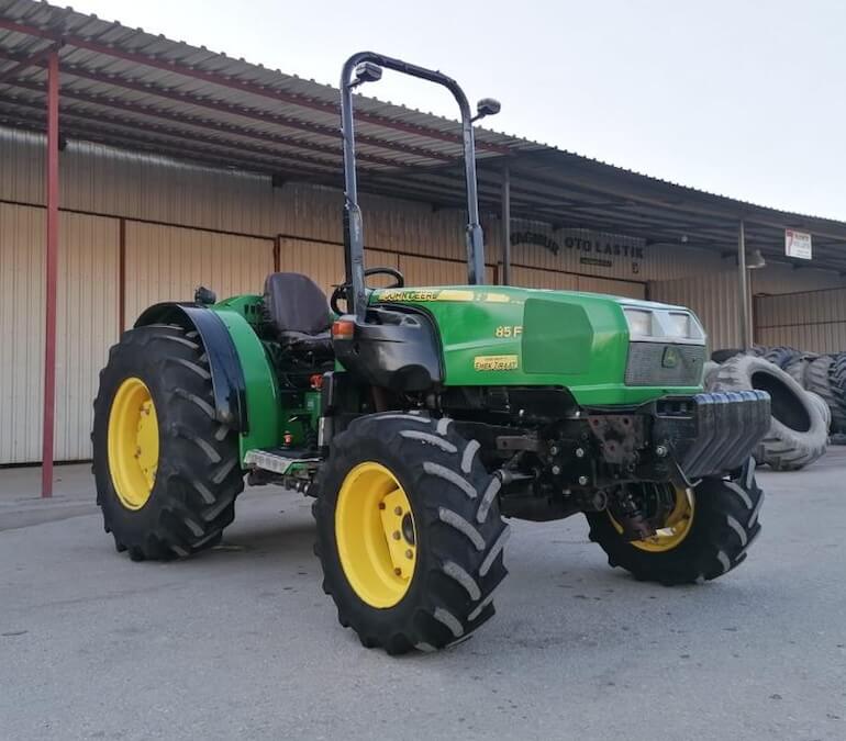 John Deere Milenio 85F Tractor Specifications