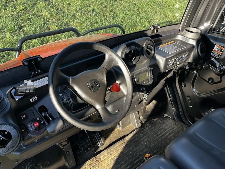 Kubota RTV-X1100C Dashboard